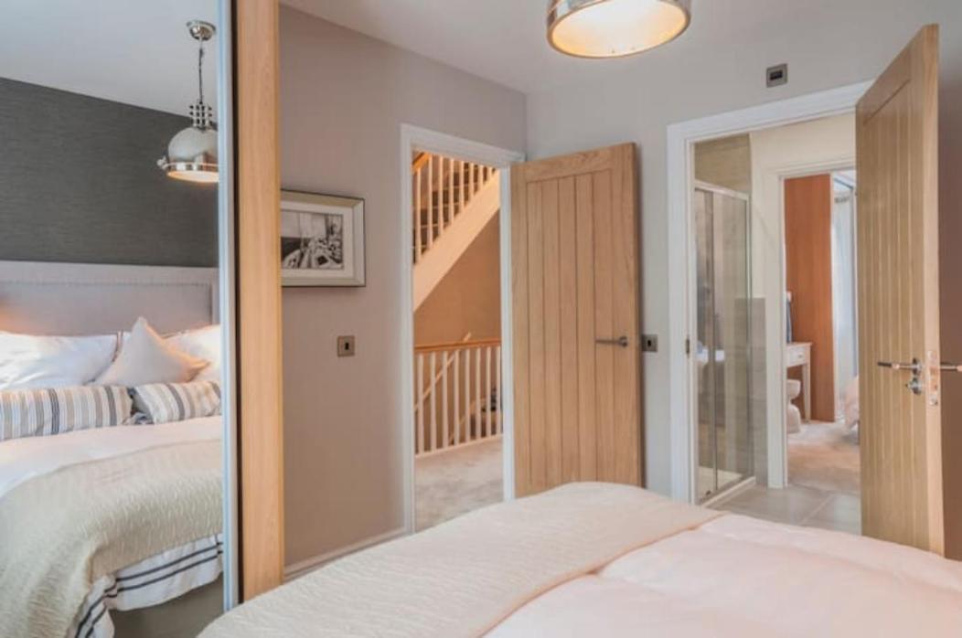 Central Modern Townhouse In Saundersfoot Villa Esterno foto