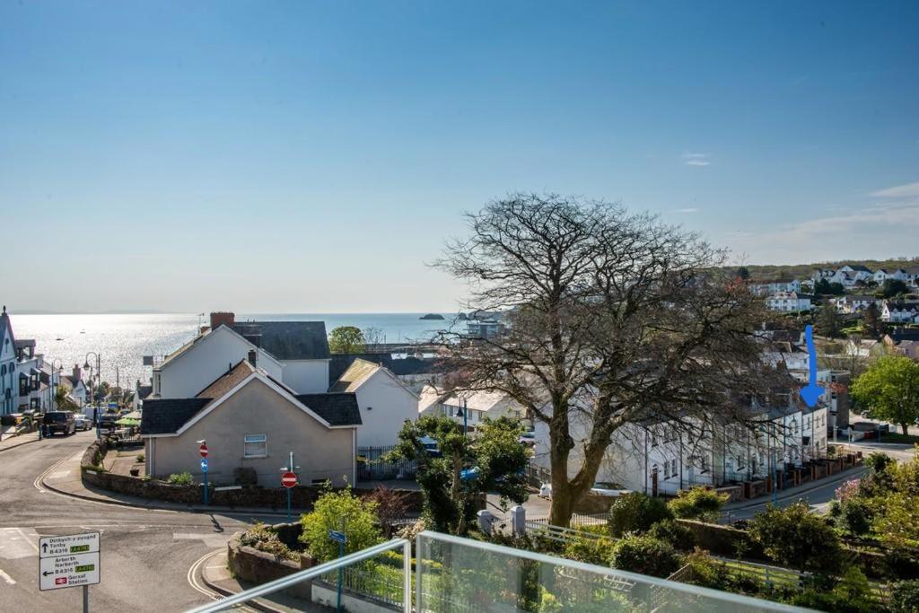 Central Modern Townhouse In Saundersfoot Villa Esterno foto